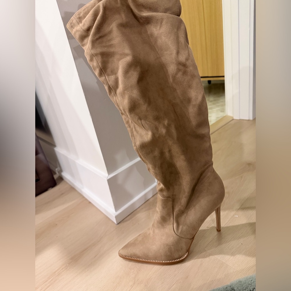 Pointed toe high heel boots
